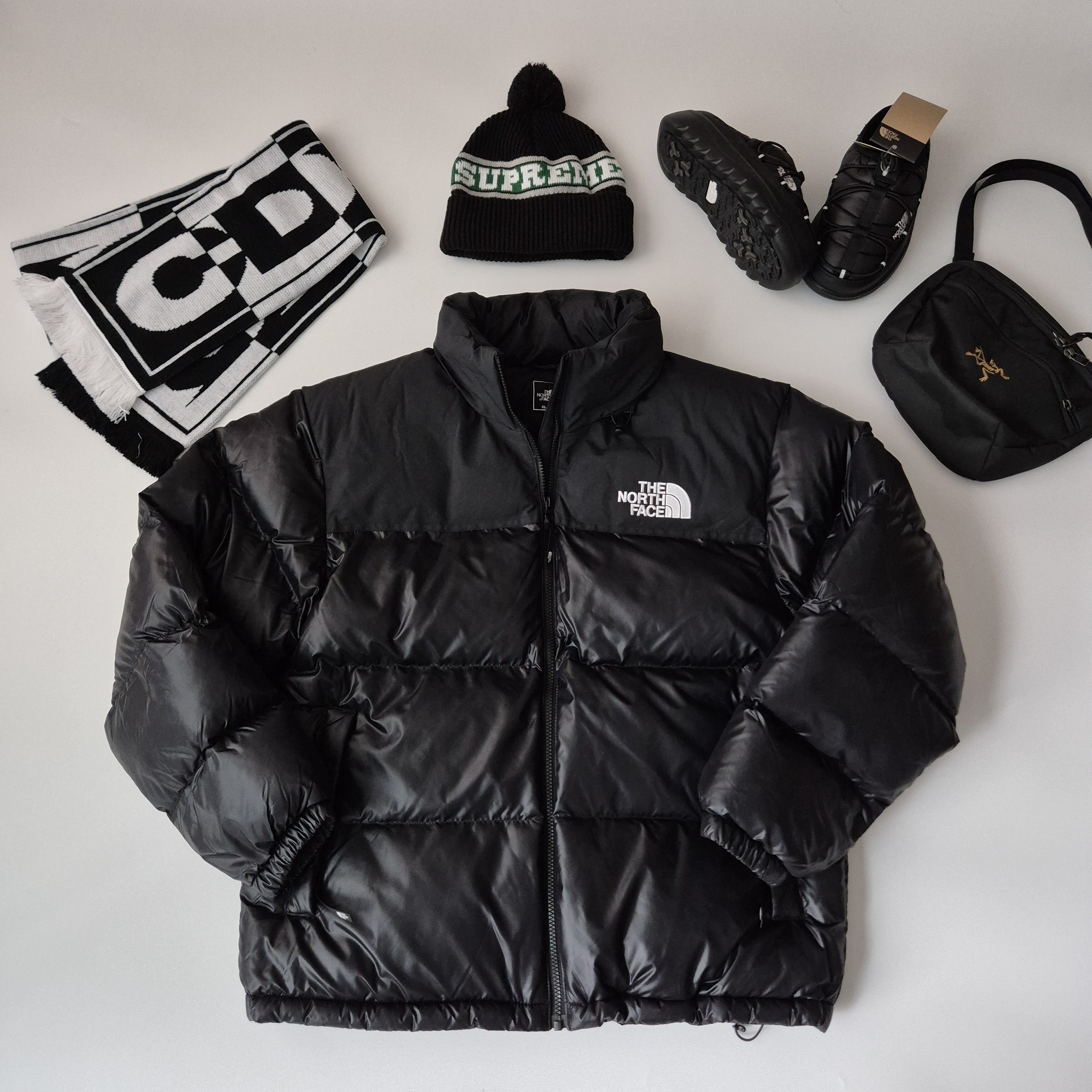 노스페이스 눕시 패딩 숏 푸퍼 자켓 점퍼 블랙 COCOBLNAK 양말증정 상세 이미지 2
